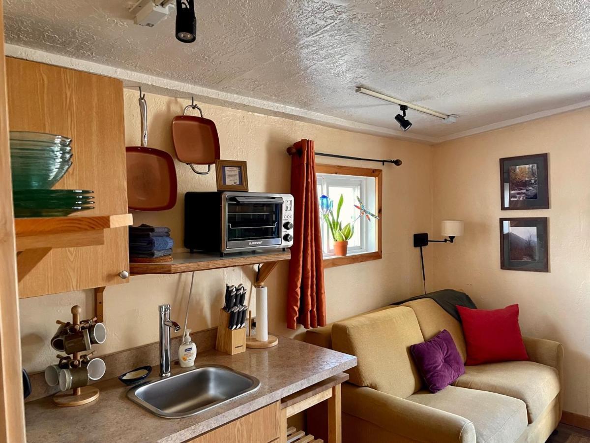 Lava Hideout Cabins ลาวา ฮ็อตสปริงส์ ภายนอก รูปภาพ